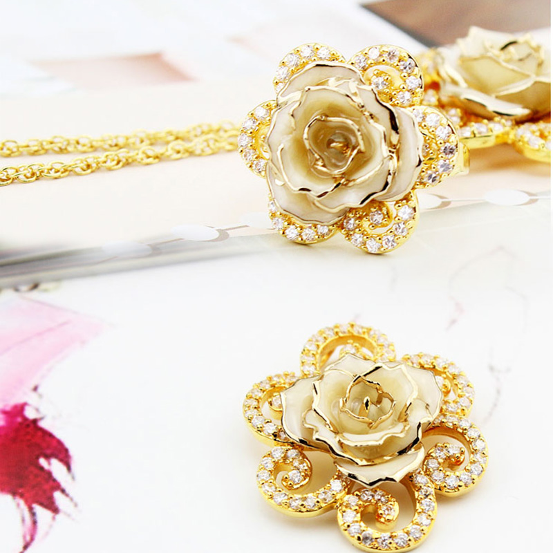 Full Diamond Lace White Rose Necklace (fresh Rose)