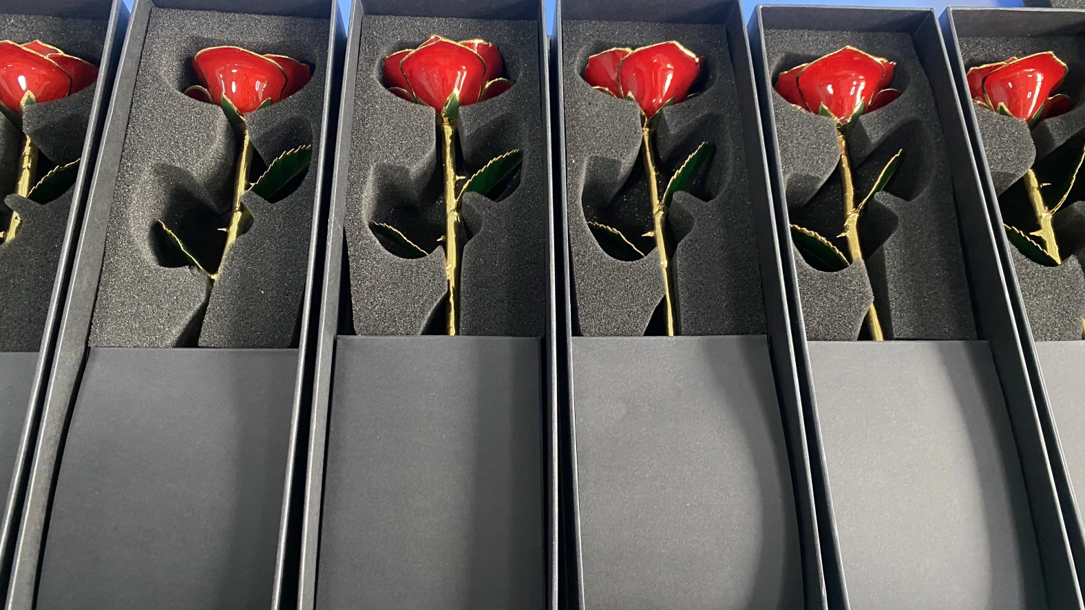 Mother’s Day Jewelry Gift Hot Sale – Stock Up on 24K Gold Roses in Advance and Seize the Opportunity