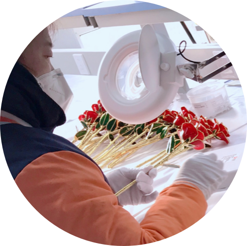 Gold plating process for natural preserved roses